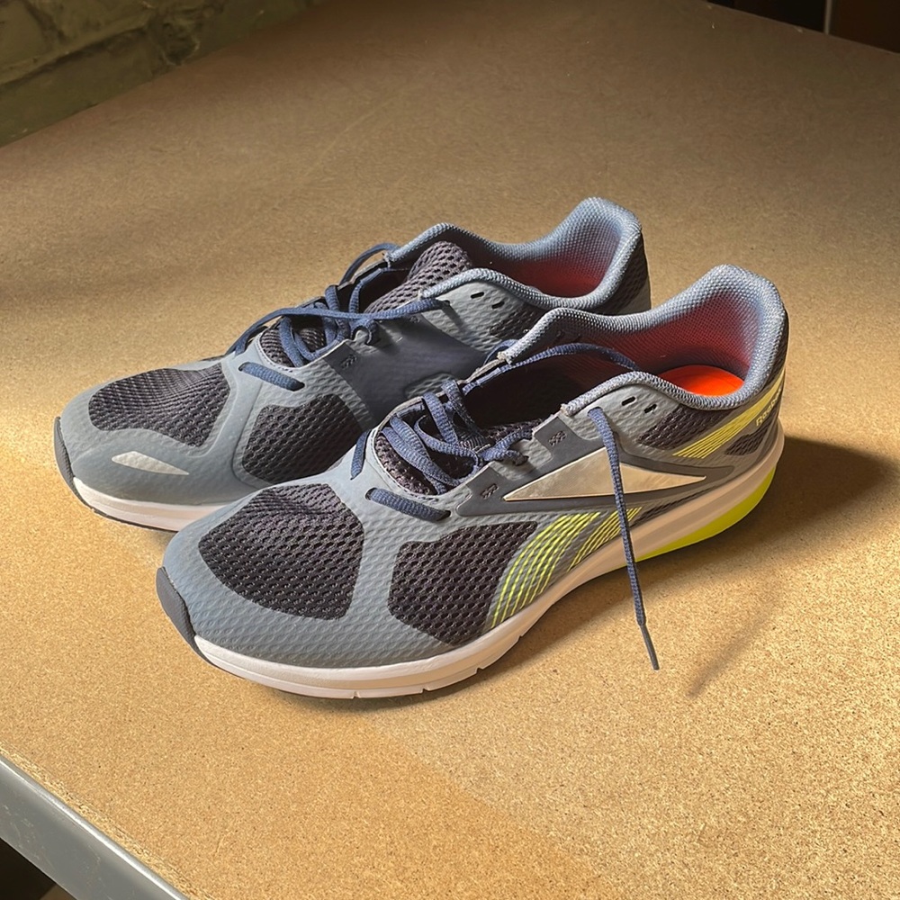 Mens reebok sneaker size 12